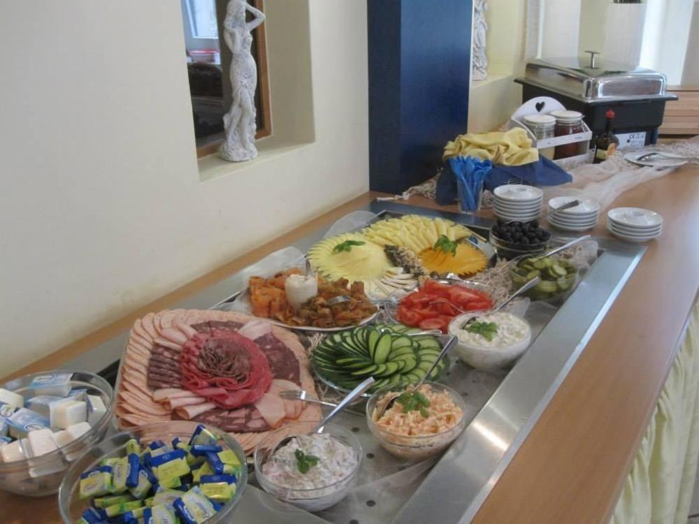 דרזדן Hotel Am Bonhoefferplatz מראה חיצוני תמונה