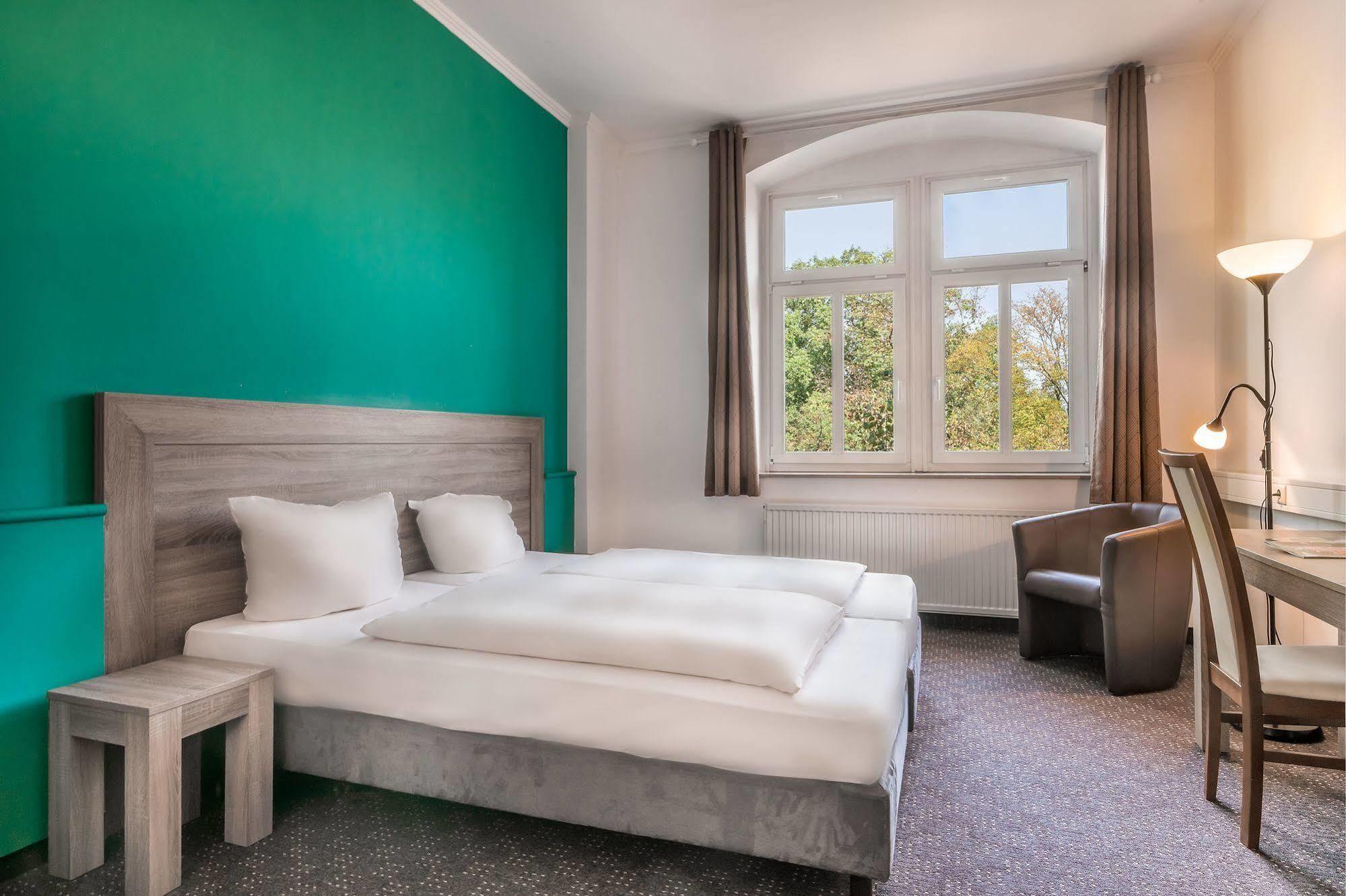דרזדן Hotel Am Bonhoefferplatz מראה חיצוני תמונה