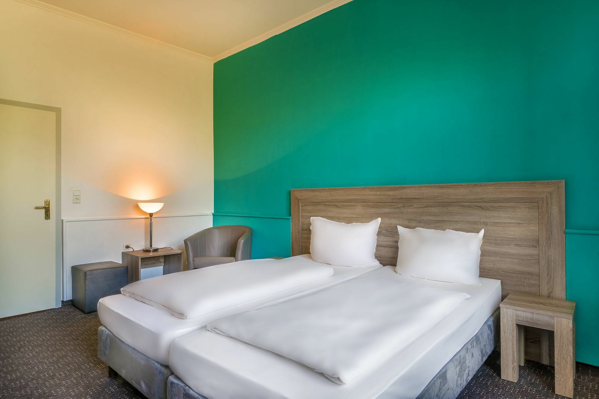 דרזדן Hotel Am Bonhoefferplatz מראה חיצוני תמונה